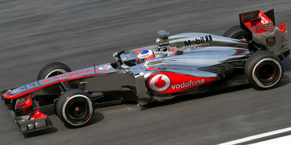 1200px-Jenson_Button_2013_Malaysia_FP2_2.jpg